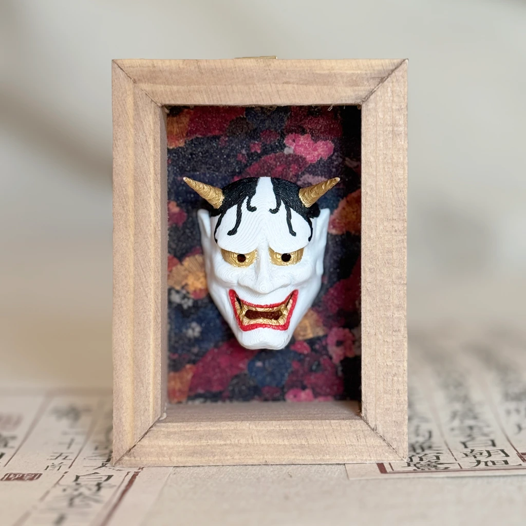 hannya-czerwona.webp